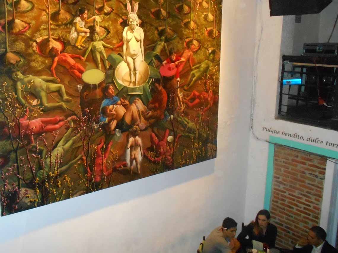 Pulquería los Insurgentes: Espacio cultural con pulque 