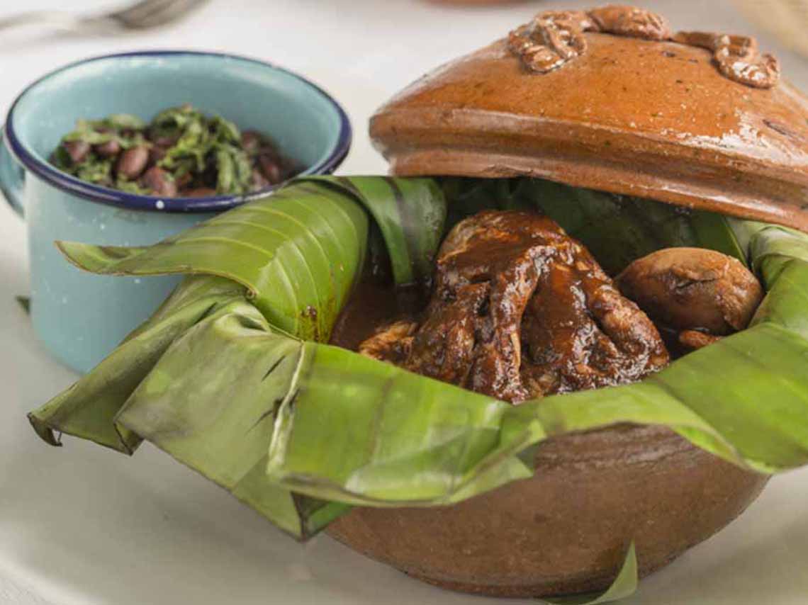Restaurante El Tajín: Cocina de Ana Arroyo en Coyoacán