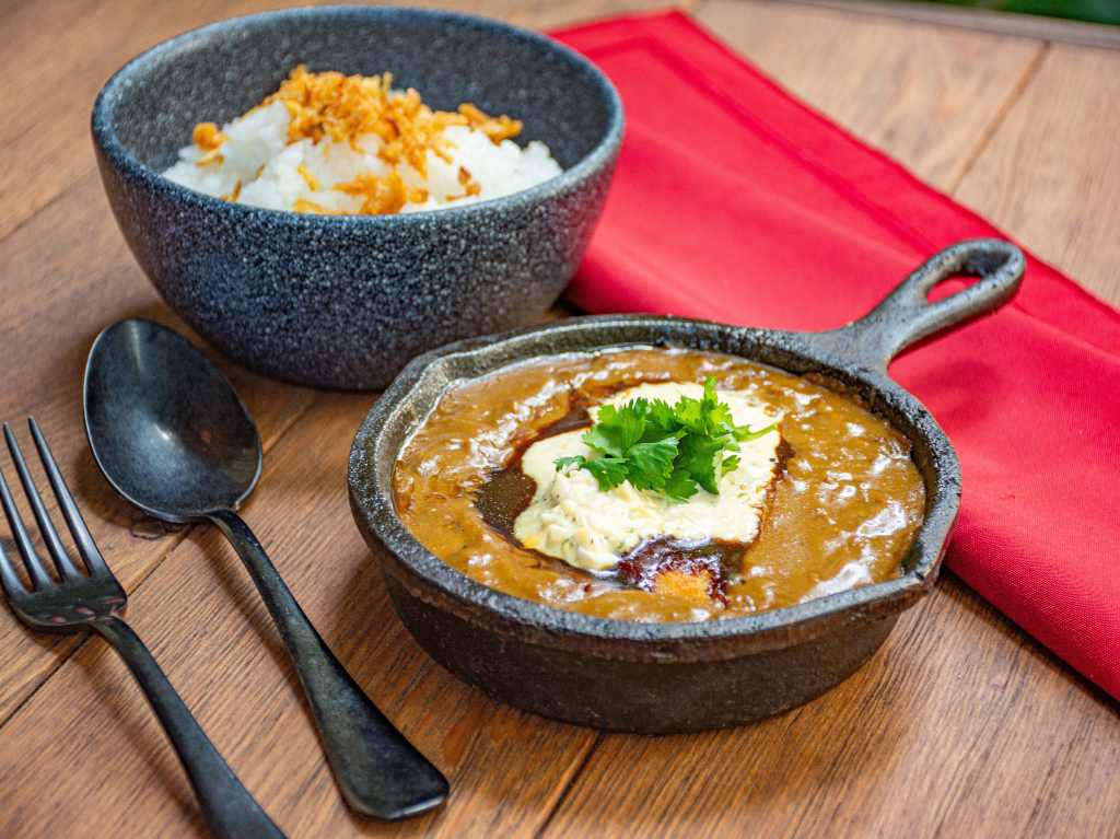 Nam Curry, arroz con mole asiático en Condesa