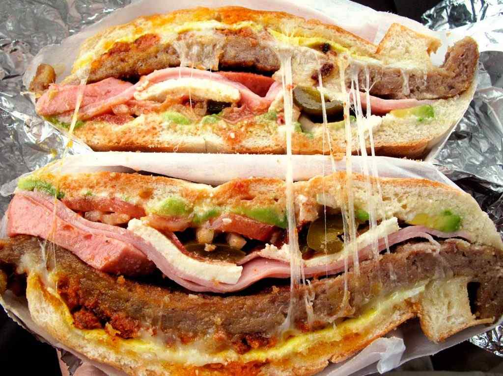 El Cuadrilátero: Tortas para fanáticos de la lucha libre | Dónde Ir